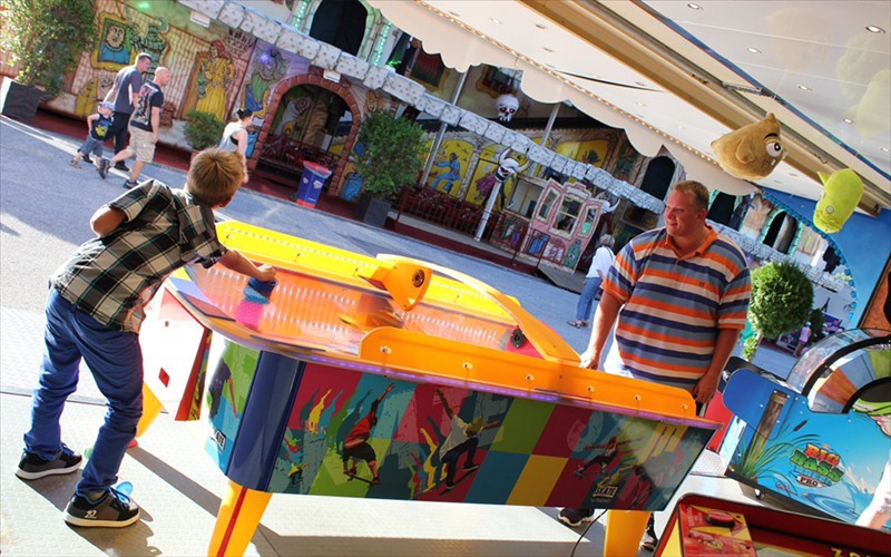 Air Hockey