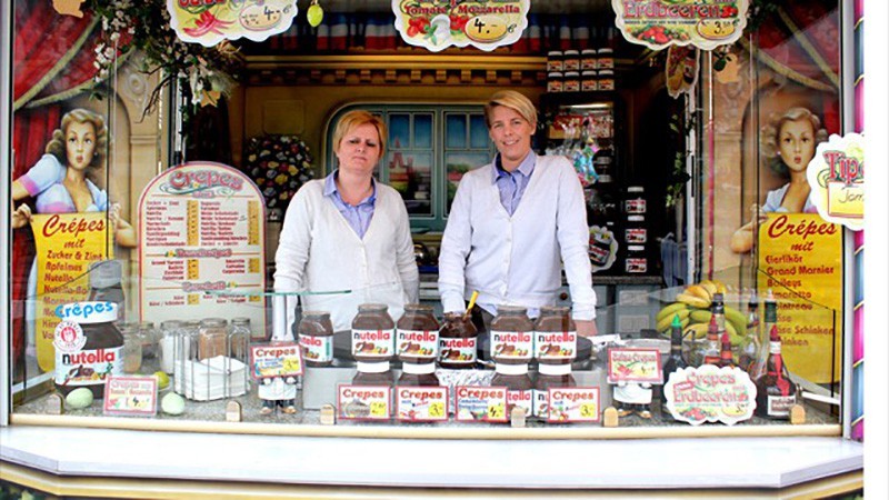 2 Damen vom Crepes
